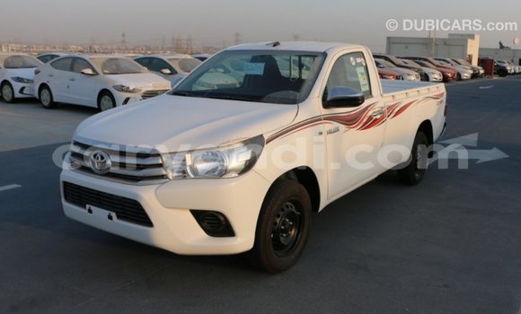 Acheter Import Voiture Toyota Hilux Blanc à Import - Dubai, Zambie Acheter Import Voiture Toyota Hilux Blanc à Import - Dubai, Zambie