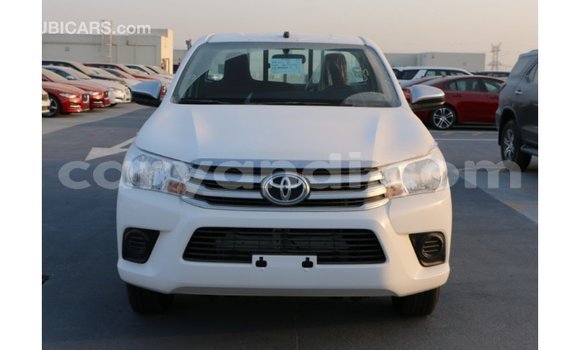 Acheter Import Voiture Toyota Hilux Blanc à Import - Dubai, Zambie Acheter Import Voiture Toyota Hilux Blanc à Import - Dubai, Zambie
