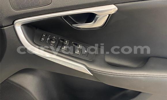 Buy Used Volvo V40 White Car in Chingola in Zambia Buy Used Volvo V40 White Car in Chingola in Zambia