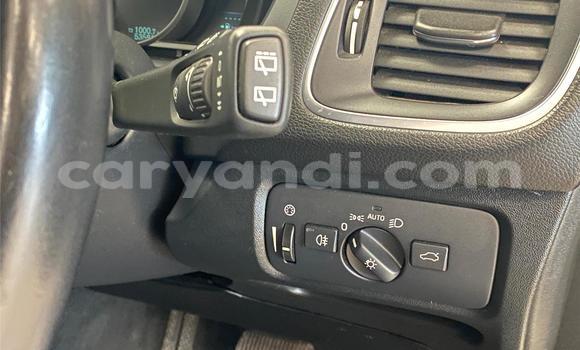 Buy Used Volvo V40 White Car in Chingola in Zambia Buy Used Volvo V40 White Car in Chingola in Zambia