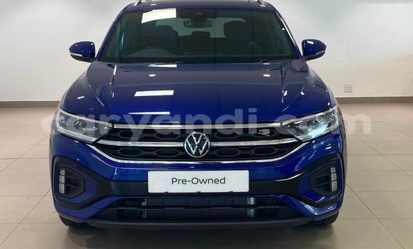 Buy Used Volkswagen T-Roc Blue Car in Lusaka in Zambia Buy Used Volkswagen T-Roc Blue Car in Lusaka in Zambia