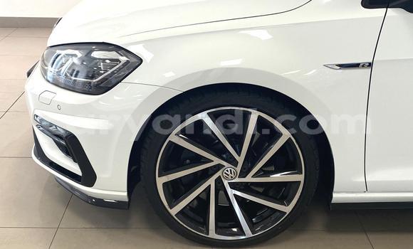 Buy Used Volkswagen Golf R White Car in Lusaka in Zambia Buy Used Volkswagen Golf R White Car in Lusaka in Zambia