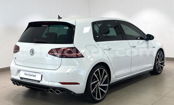 Buy Used Volkswagen Golf R White Car in Lusaka in Zambia Buy Used Volkswagen Golf R White Car in Lusaka in Zambia