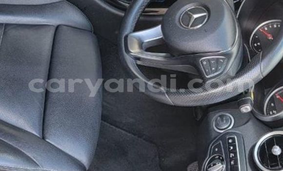 Acheter Occasion Voiture Mercedes‒Benz C–Class Blanc à Lusaka, Zambie Acheter Occasion Voiture Mercedes‒Benz C–Class Blanc à Lusaka, Zambie