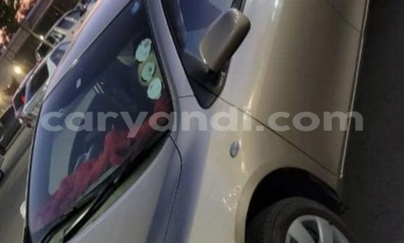 Acheter Occasion Voiture Toyota Axio Gris à Lusaka, Zambie Acheter Occasion Voiture Toyota Axio Gris à Lusaka, Zambie