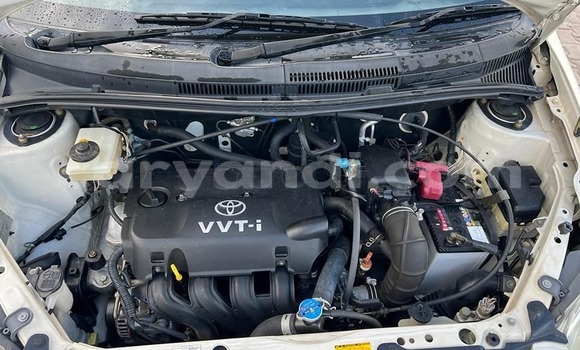 Acheter Occasion Voiture Toyota IST Blanc à Lusaka, Zambie Acheter Occasion Voiture Toyota IST Blanc à Lusaka, Zambie