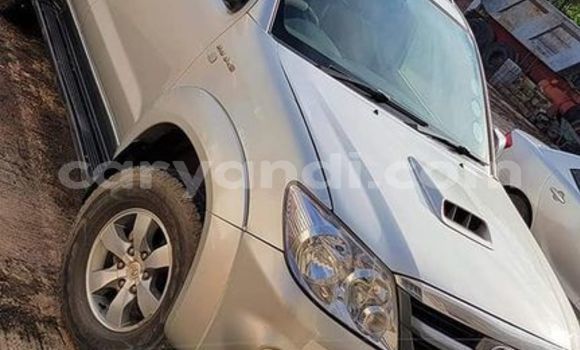 Acheter Occasion Voiture Toyota Fortuner Gris à Lusaka, Zambie Acheter Occasion Voiture Toyota Fortuner Gris à Lusaka, Zambie