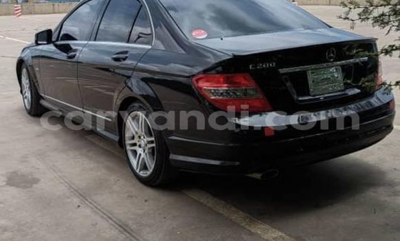 Acheter Occasion Voiture Mercedes-Benz C-Classe Noir à Lusaka, Zambie Acheter Occasion Voiture Mercedes-Benz C-Classe Noir à Lusaka, Zambie