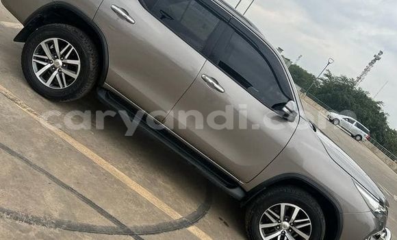 Tenga Tsaru Toyota Fortuner Zvimwe Mota in Lusaka in Zambia Tenga Tsaru Toyota Fortuner Zvimwe Mota in Lusaka in Zambia