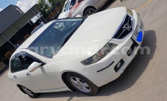 Acheter Occasion Voiture Honda Accord Blanc à Lusaka, Zambie