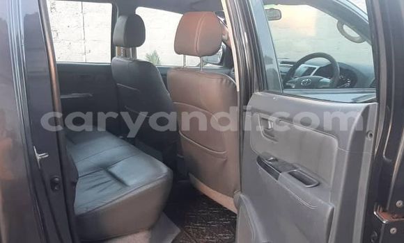 Acheter Occasion Voiture Toyota Hilux Noir à Lusaka, Zambie Acheter Occasion Voiture Toyota Hilux Noir à Lusaka, Zambie