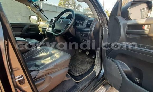 Acheter Occasion Voiture Toyota Hilux Noir à Lusaka, Zambie Acheter Occasion Voiture Toyota Hilux Noir à Lusaka, Zambie