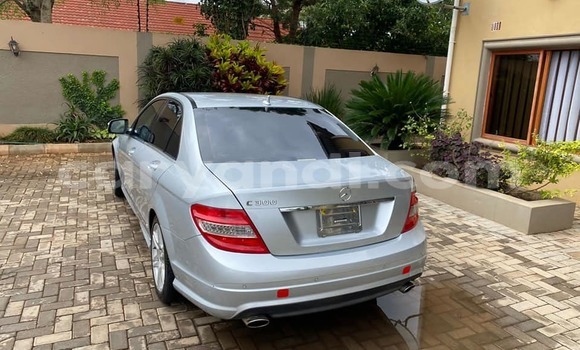Tenga Tsaru Mercedes-Benz C-Classe Sirivha Mota in Lusaka in Zambia Tenga Tsaru Mercedes-Benz C-Classe Sirivha Mota in Lusaka in Zambia