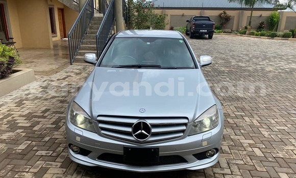 Tenga Tsaru Mercedes-Benz C-Classe Sirivha Mota in Lusaka in Zambia Tenga Tsaru Mercedes-Benz C-Classe Sirivha Mota in Lusaka in Zambia