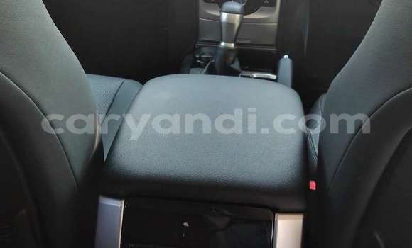 Acheter Occasion Voiture Toyota Land Cruiser Prado Blanc à Lusaka, Zambie Acheter Occasion Voiture Toyota Land Cruiser Prado Blanc à Lusaka, Zambie