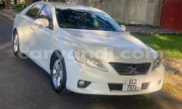 Nunua Ilio tumika Toyota Mark X Nyeupe Gari ndani ya Lusaka nchini Zambia Nunua Ilio tumika Toyota Mark X Nyeupe Gari ndani ya Lusaka nchini Zambia