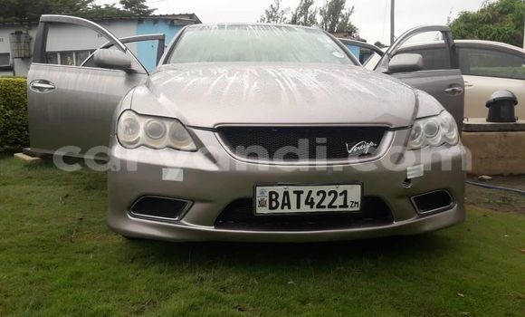 Acheter Occasion Voiture Toyota Mark X Gris à Lusaka, Zambie