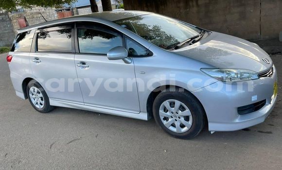 Nunua Ilio tumika Toyota Wish Fedha Gari ndani ya Lusaka nchini Zambia Nunua Ilio tumika Toyota Wish Fedha Gari ndani ya Lusaka nchini Zambia