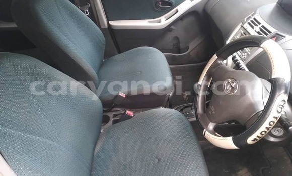 Acheter Occasion Voiture Toyota Vitz Gris à Chilanga, Lusaka Acheter Occasion Voiture Toyota Vitz Gris à Chilanga, Lusaka