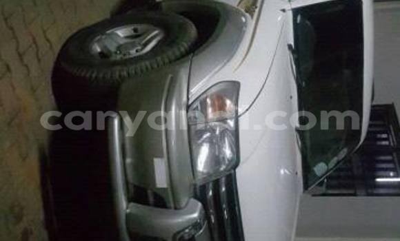 Acheter Occasion Voiture Toyota 4Runner Blanc à Chingola, Zambie Acheter Occasion Voiture Toyota 4Runner Blanc à Chingola, Zambie