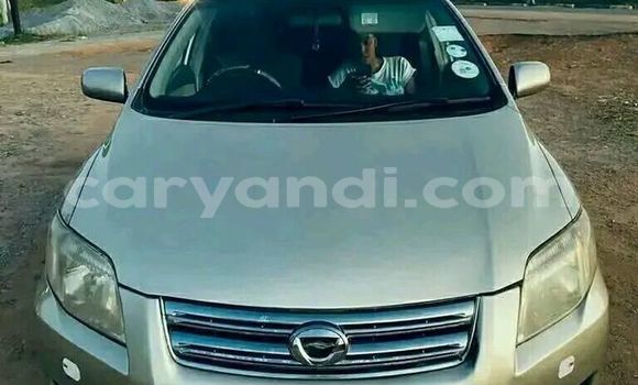 Buy Used Toyota Axio Silver Car in Ndola in Zambia