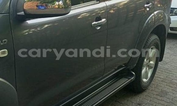 Acheter Occasion Voiture Toyota Fortuner Bleu à Lusaka, Zambie Acheter Occasion Voiture Toyota Fortuner Bleu à Lusaka, Zambie