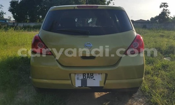 Acheter Occasion Voiture Nissan Tiida Vert à Lusaka, Zambie Acheter Occasion Voiture Nissan Tiida Vert à Lusaka, Zambie
