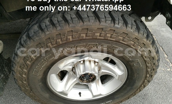 Acheter Occasion Voiture Toyota Land Cruiser Blanc à Lusaka, Zambie Acheter Occasion Voiture Toyota Land Cruiser Blanc à Lusaka, Zambie