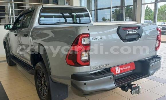 Buy Used Toyota Hilux Silver Car in Lusaka in Zambia Buy Used Toyota Hilux Silver Car in Lusaka in Zambia