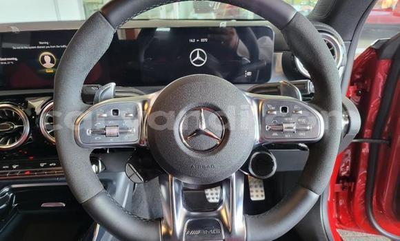 Tenga Tsaru Mercedes-Benz GLC 250D Tsvuku Mota in Lusaka in Zambia Tenga Tsaru Mercedes-Benz GLC 250D Tsvuku Mota in Lusaka in Zambia