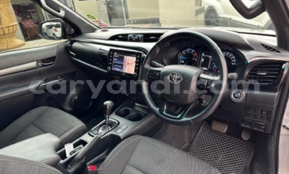 Nunua Ilio tumika Toyota Hilux Fedha Gari ndani ya Lusaka nchini Zambia Nunua Ilio tumika Toyota Hilux Fedha Gari ndani ya Lusaka nchini Zambia