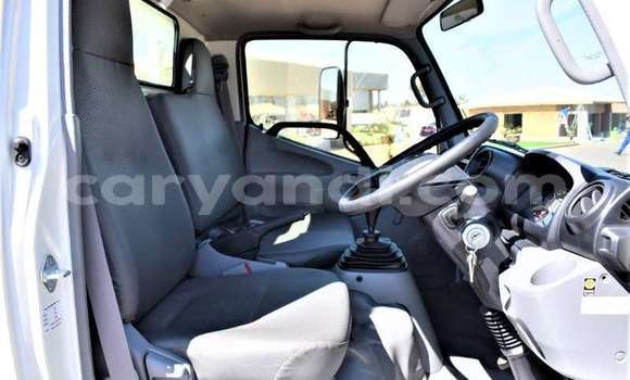 Buy Used Toyota Dyna White Truck in Chilanga in Lusaka Buy Used Toyota Dyna White Truck in Chilanga in Lusaka