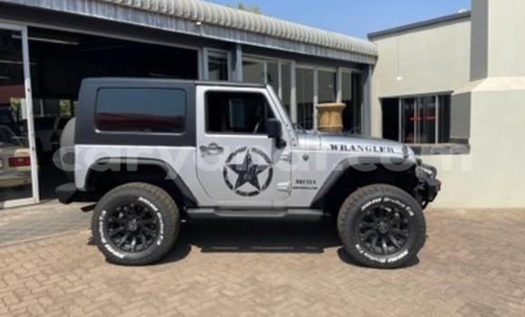 Tenga Tsaru Jeep Wrangler Sirivha Mota in Lusaka in Zambia Tenga Tsaru Jeep Wrangler Sirivha Mota in Lusaka in Zambia