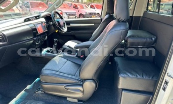 Tenga Tsaru Toyota Hilux Chena Mota in Lusaka in Zambia Tenga Tsaru Toyota Hilux Chena Mota in Lusaka in Zambia