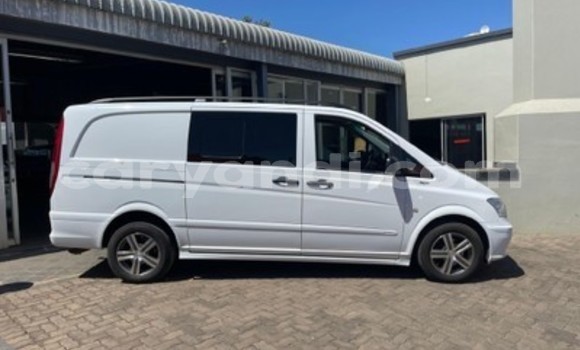 Tenga Tsaru Mercedes-Benz CLS250 Chena Mota in Lusaka in Zambia Tenga Tsaru Mercedes-Benz CLS250 Chena Mota in Lusaka in Zambia