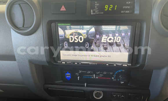 Nunua Ilio tumika Toyota Land Cruiser Fedha Gari ndani ya Lusaka nchini Zambia Nunua Ilio tumika Toyota Land Cruiser Fedha Gari ndani ya Lusaka nchini Zambia