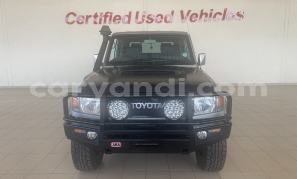 Nunua Ilio tumika Toyota Land Cruiser Fedha Gari ndani ya Lusaka nchini Zambia Nunua Ilio tumika Toyota Land Cruiser Fedha Gari ndani ya Lusaka nchini Zambia