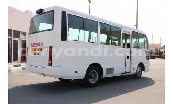 Tenga Imported Nissan Evalia Chena Rori in Import - Dubai in Zambia Tenga Imported Nissan Evalia Chena Rori in Import - Dubai in Zambia