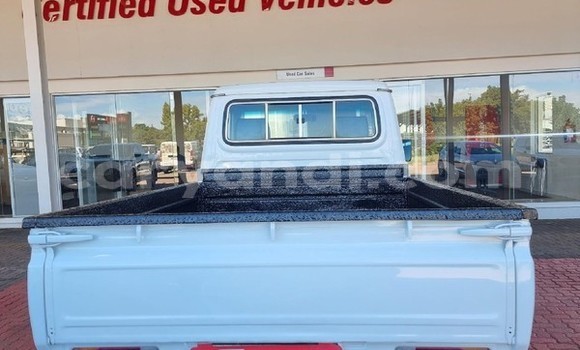 Buy Used Toyota Land Cruiser White Car in Lusaka in Zambia Buy Used Toyota Land Cruiser White Car in Lusaka in Zambia