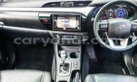 Acheter Occasion Voiture Toyota Hilux Blanc à Lusaka, Zambie Acheter Occasion Voiture Toyota Hilux Blanc à Lusaka, Zambie
