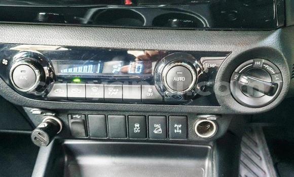 Acheter Occasion Voiture Toyota Hilux Blanc à Lusaka, Zambie Acheter Occasion Voiture Toyota Hilux Blanc à Lusaka, Zambie