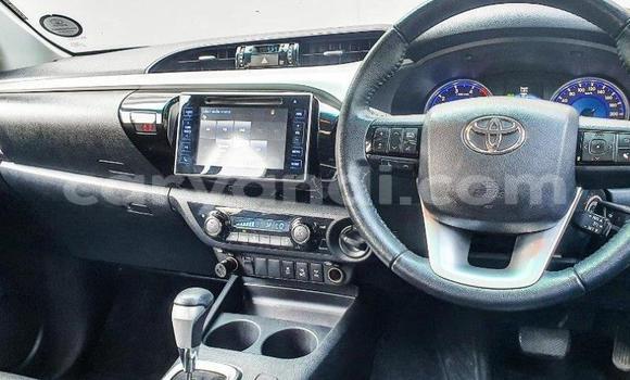 Acheter Occasion Voiture Toyota Hilux Blanc à Lusaka, Zambie Acheter Occasion Voiture Toyota Hilux Blanc à Lusaka, Zambie