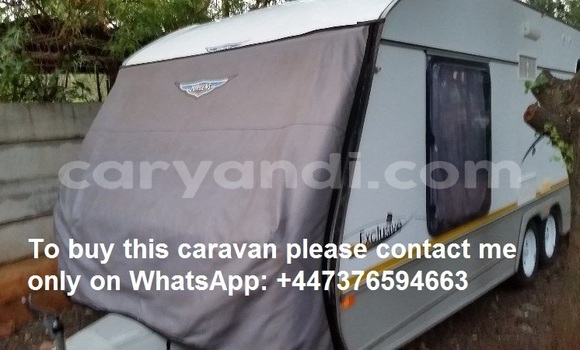 Buy Used Toyota Hilux White Car in Lusaka in Zambia