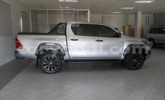 Acheter Occasion Voiture Toyota Hilux Gris à Lusaka, Zambie Acheter Occasion Voiture Toyota Hilux Gris à Lusaka, Zambie