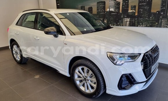 Buy Used Audi Q3 White Car in Lusaka in Zambia