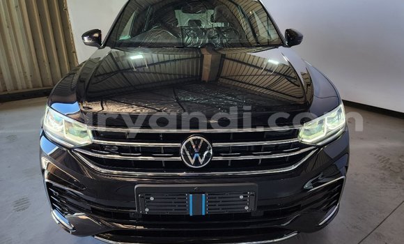 Nunua Ilio tumika Volkswagen Tiguan Nyeusi Gari ndani ya Lusaka nchini Zambia Nunua Ilio tumika Volkswagen Tiguan Nyeusi Gari ndani ya Lusaka nchini Zambia