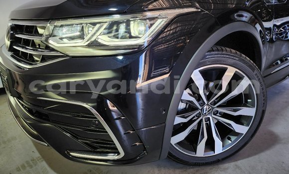 Nunua Ilio tumika Volkswagen Tiguan Nyeusi Gari ndani ya Lusaka nchini Zambia Nunua Ilio tumika Volkswagen Tiguan Nyeusi Gari ndani ya Lusaka nchini Zambia