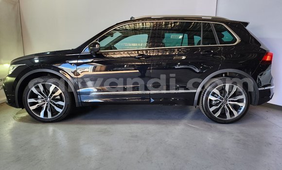 Nunua Ilio tumika Volkswagen Tiguan Nyeusi Gari ndani ya Lusaka nchini Zambia Nunua Ilio tumika Volkswagen Tiguan Nyeusi Gari ndani ya Lusaka nchini Zambia