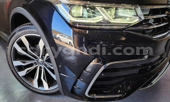 Nunua Ilio tumika Volkswagen Tiguan Nyeusi Gari ndani ya Lusaka nchini Zambia Nunua Ilio tumika Volkswagen Tiguan Nyeusi Gari ndani ya Lusaka nchini Zambia