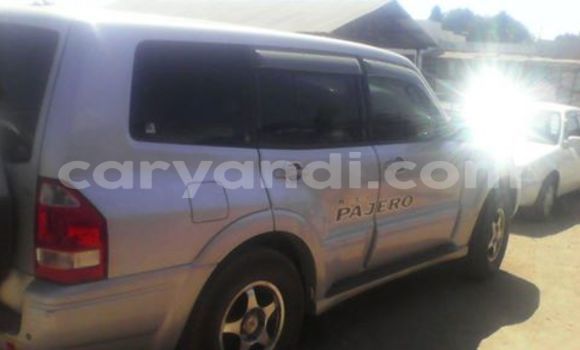 Buy Used Mitsubishi Carisma Silver Car in Luanshya in Zambia Buy Used Mitsubishi Carisma Silver Car in Luanshya in Zambia